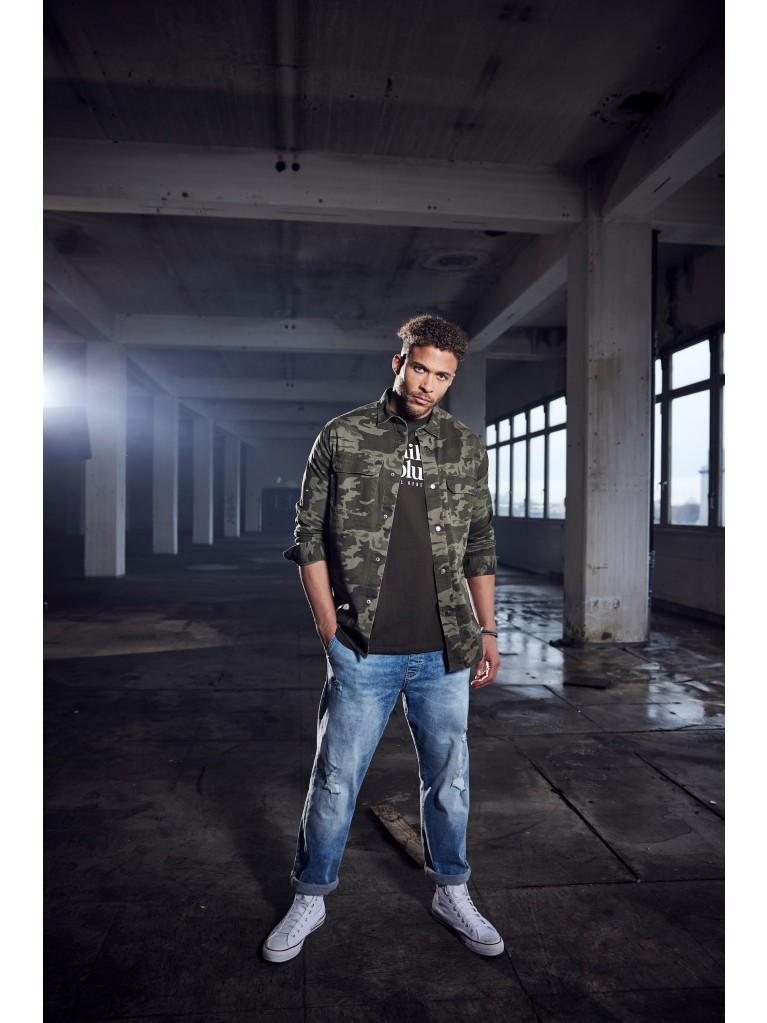 Παντελόνι τζιν destroyed look με λάστιχο στην μέση