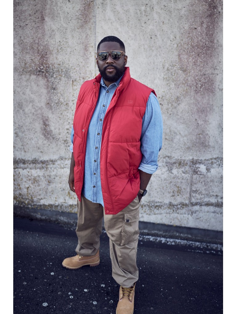 Γιλέκο με τύπωμα στο στήθος και τσέπες, STHUGE