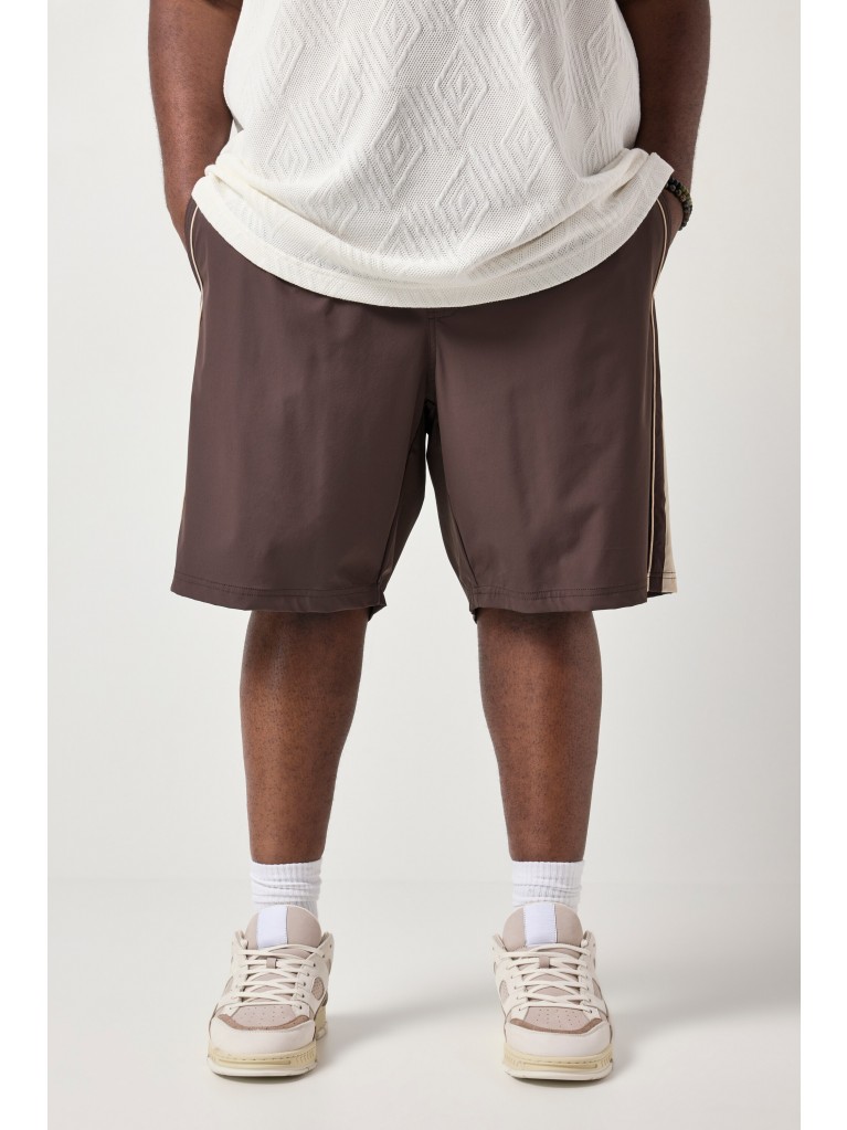 Βερμούδα με άνετη εφαρμογή και ρίγες στο πλάι, STHUGE